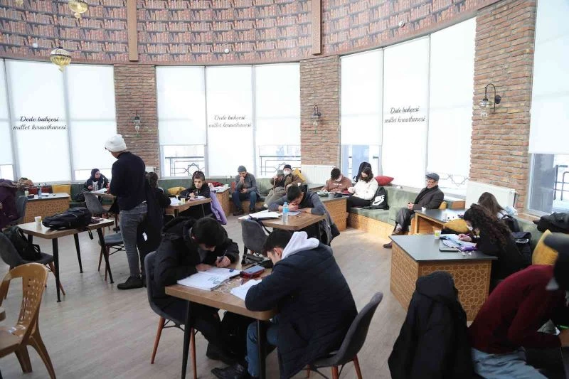 Başkan Altay: “Millet Kıraathanelerinde her yaştan hemşehrimizi ağırlıyoruz”
