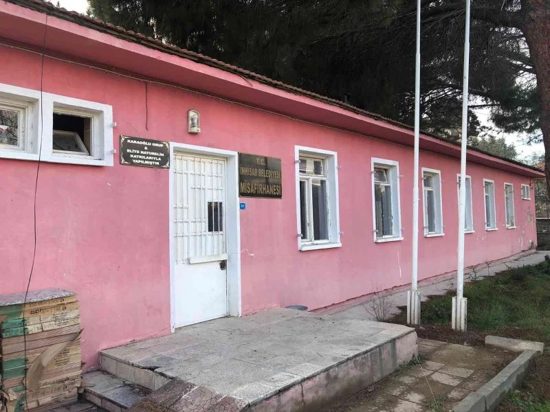 Belediyeden örek hareket: Yolda kalan vatandaşlar misafirhane hazırlandı