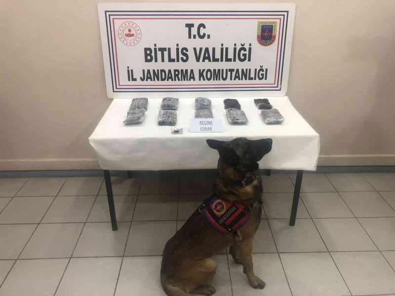 Bitlis’te 14 kilo 390 gram reçine esrar ele geçirildi
