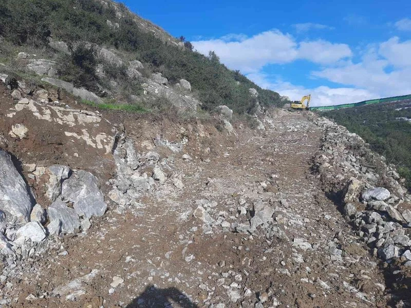 Dilovası viyadük projesi için ilk kazma vuruldu
