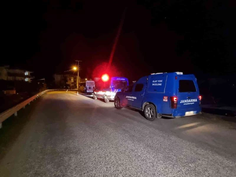 Husumetli oldukları genci, şehrin ortasında pompalı tüfekle vurdular
