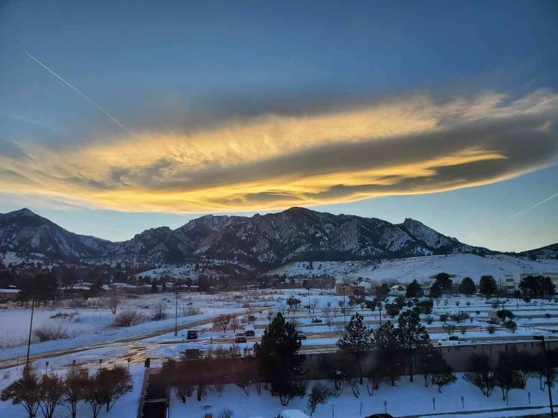 ABD’deki yangında 1 kişi sağ bulundu, 2 kişi halen kayıp
