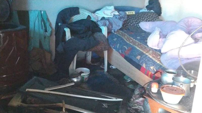 Yalnız yaşadığı konteynerin içinde yanarak öldü
