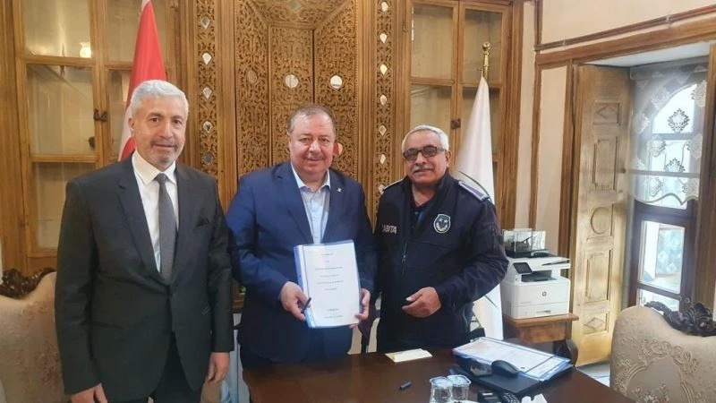 Belediye çalışanı memurlara üst limitten zam
