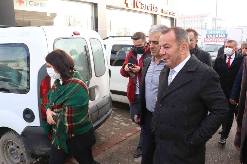 Bolu Belediye Başkanı Özcan’dan, yürütmeyi durdurma kararı yorumu:
