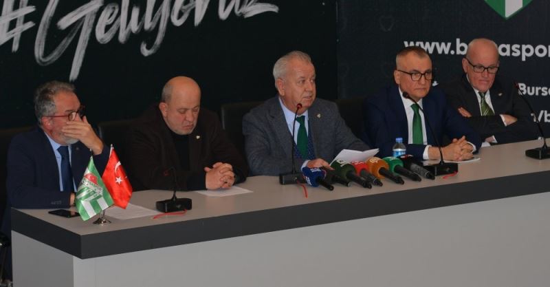 Bursaspor Divan Kurulu Başkanı Galip Sakder: “Hiç kimsenin arka bahçesi değiliz”
