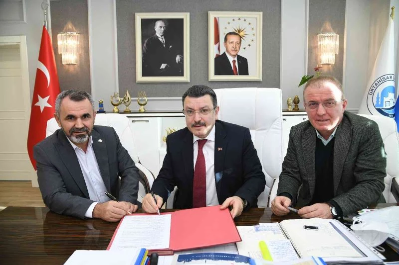 Başkan Genç, sosyal denge sözleşmesini en üst limitten imzaladı
