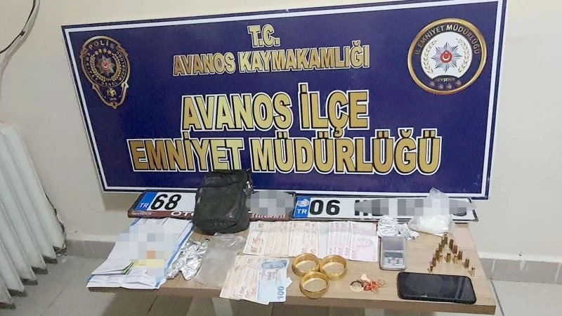 Uyuşturucu bağlantılı hırsızlık çetesi çökertildi
