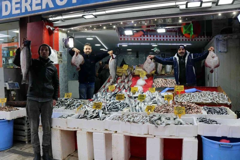 Karadeniz’de en ucuz balığın kilosu 10, en pahalı balığın kilosu 250 TL
