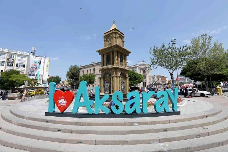 Aksaray Belediyesi gurbetçileri tek platformda bir araya getirdi
