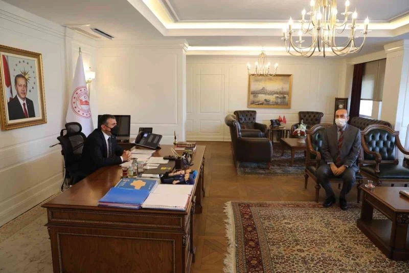 Yeni müdürden Vali Atay’a ziyaret
