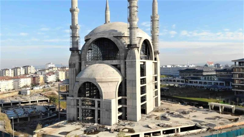 Ümraniye’de sırra dönen cami inşaatı: 5 yıldır bitmesi bekleniyor
