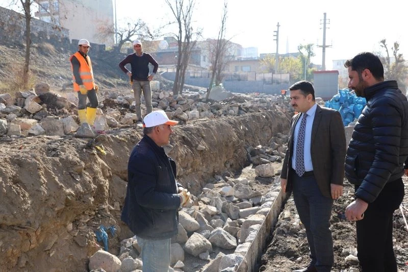Kaymakam Tunç, İçkale’de restorasyon çalışmalarını inceledi
