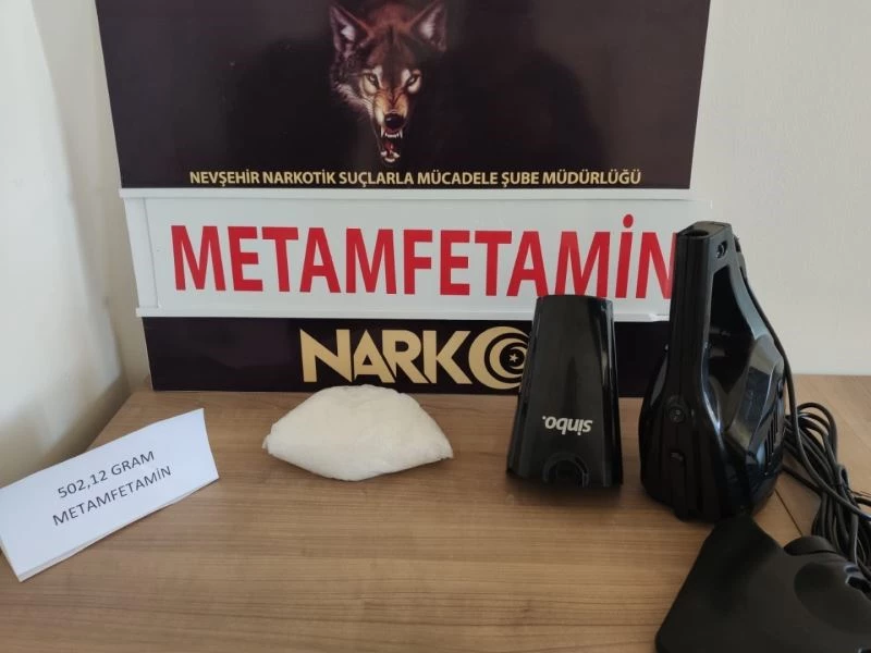 Uyuşturucuyu elektrik süpürgesinin içine saklamış
