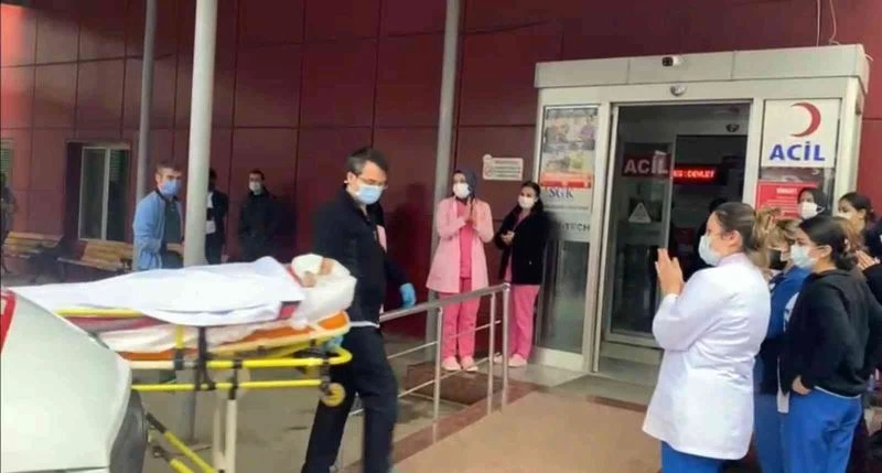 Başından kurşunla yaralanan doktorun tedavisi, görev yaptığı hastanede devam edecek
