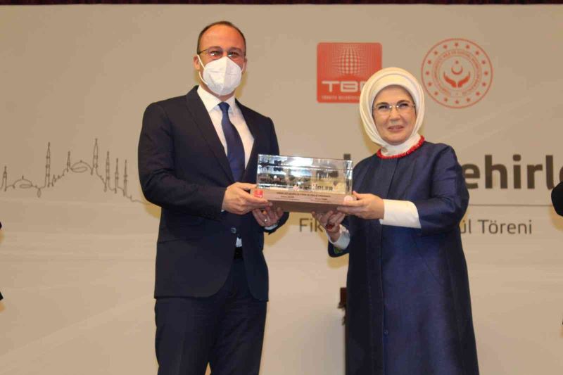 Pamukkale Belediyesinin “Engelli Saatlik Gündüz Bakım Evi”ne ödül
