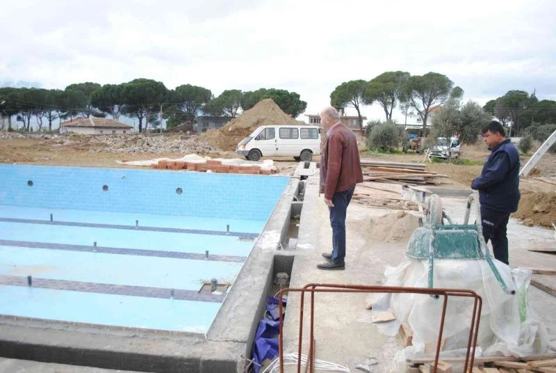 Başkan Ertürk, Horsunlu Sosyal Tesisi’nin çalışmalarını yerinde inceledi
