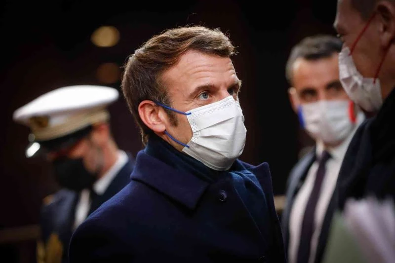 Fransa Cumhurbaşkanı Macron geri adım atmıyor
