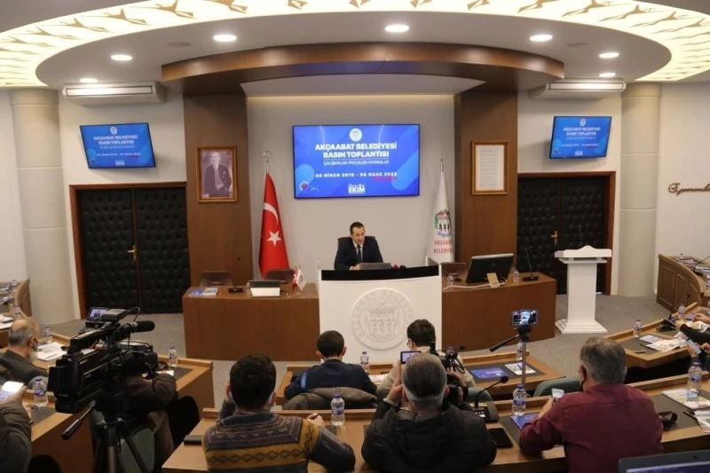 Başkan Osman Nuri Ekim basınla bir araya geldi
