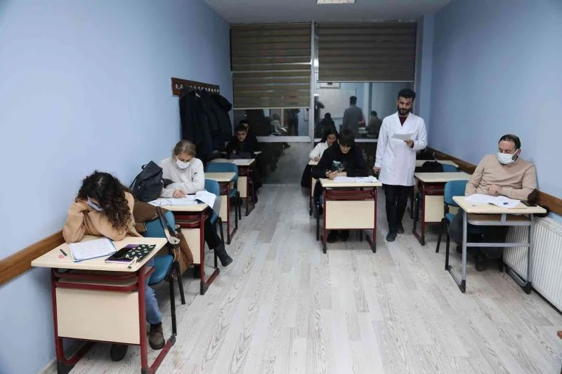 Van Büyükşehir Belediyesi Kürtçe kurs açtı
