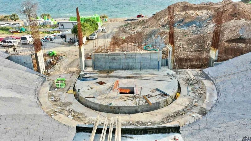 Didim’de amfi tiyatro yükselmeye devam ediyor
