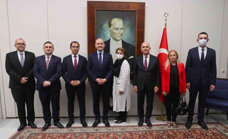 İçişleri Bakanı Soylu, Türkiye’nin Dakka Büyükelçiliğini ziyaret etti
