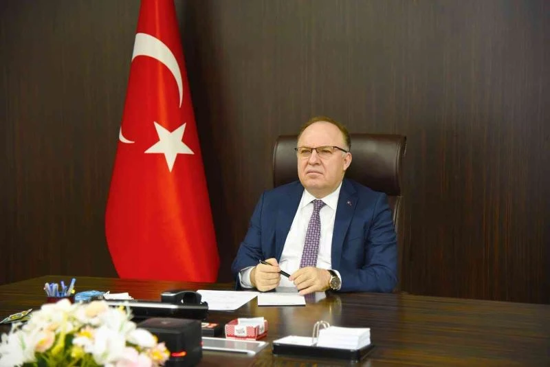 Vali Tutulmaz, İdareciler ve Çalışan Gazeteciler Günü’nü kutladı
