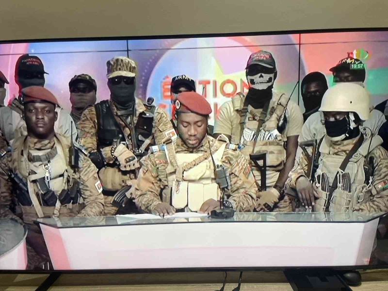 Burkina Faso’da ordu, yönetime el koydu
