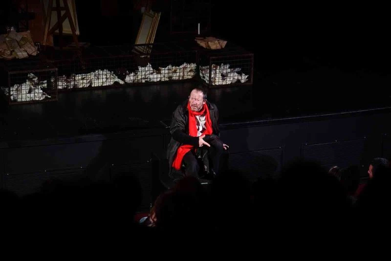 Van Gogh’un hayatını Bursa’da anlattı
