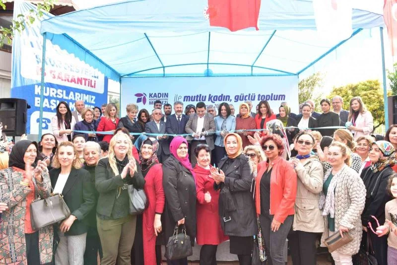 Kepez’den üreten kadınlara ‘Hanımeli Marketleri’
