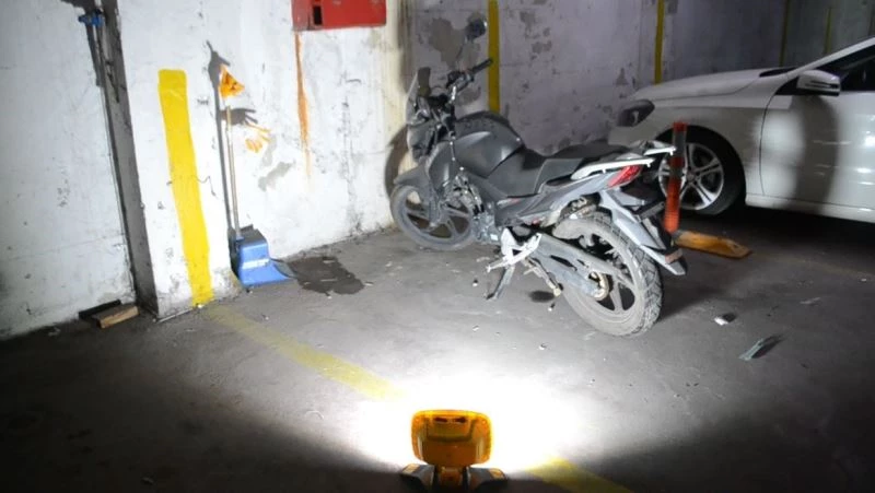 Bir aydır otoparkta duran motosiklet çalıntı çıktı
