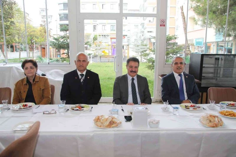 Başkan Deveci’den  emekli astsubaylara: 