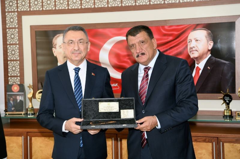 Cumhurbaşkanı Yardımcısı Oktay’dan Malatya Büyükşehir Belediyesi’ne övgü
