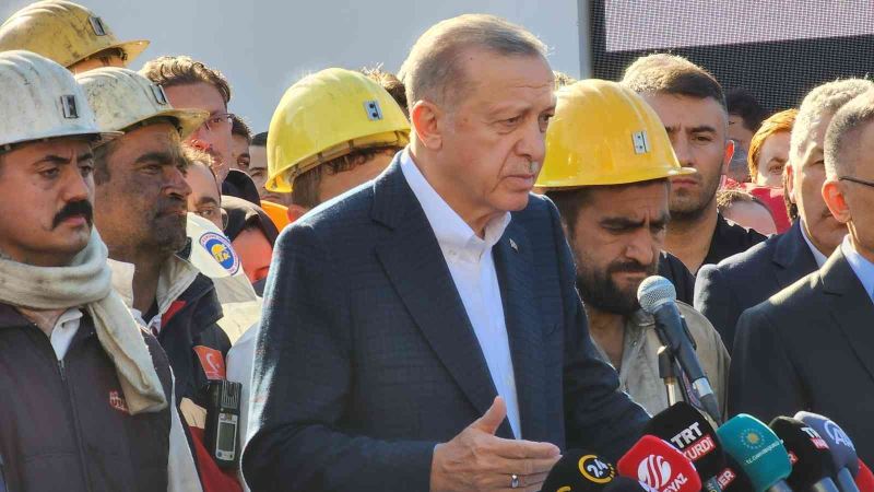 Cumhurbaşkanı Erdoğan, maden kazasında son işçiye de ulaşıldığını, hayatı kaybedenlerin sayısının 41’e yükseldiğini söyledi.

