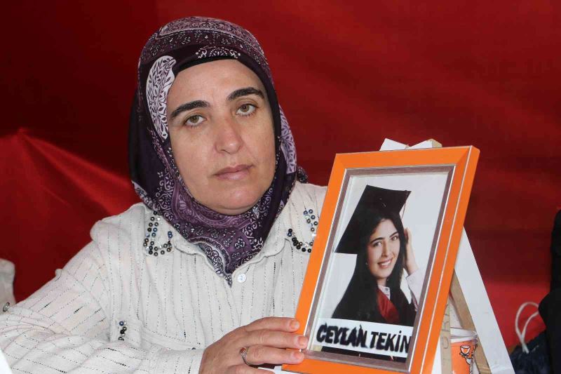 Evlat hasreti çeken anne, HDP’nin kızının üzerinden elini çekmesini istedi
