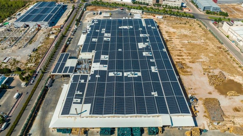 Antalya’da bir firma daha yüzünü güneşe döndü
