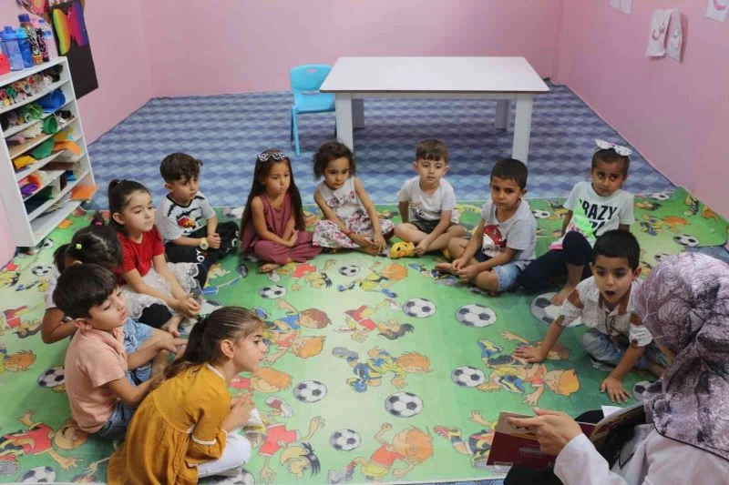 Silopili çocuklar Kur’an kurslarında hem öğreniyor hem de eğleniyor
