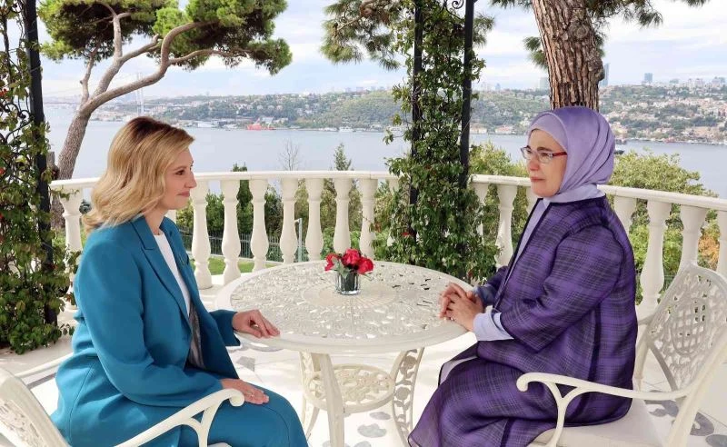 Emine Erdoğan, Olena Zelenska ile bir araya geldi
