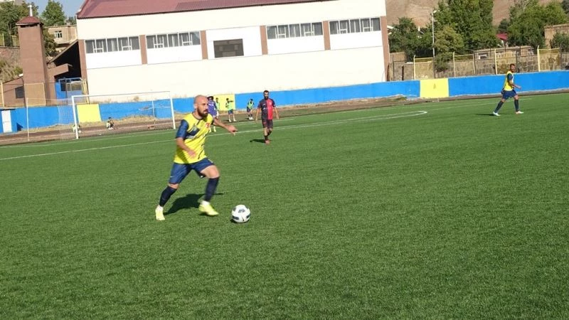 Özgüzelderespor BAL ligine galibiyetle başladı