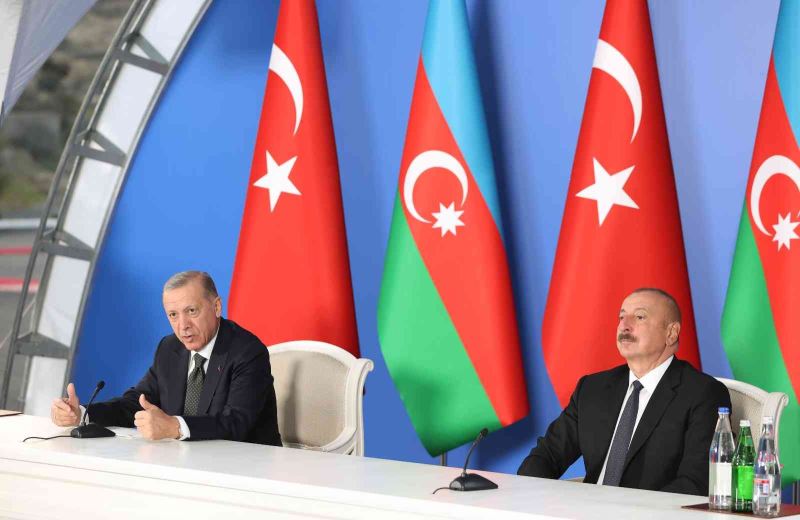 Azerbaycan Cumhurbaşkanı Aliyev: “Türkiye’nin siyasi ve manevi desteği savaşın son günlerine kadar devam etti”
