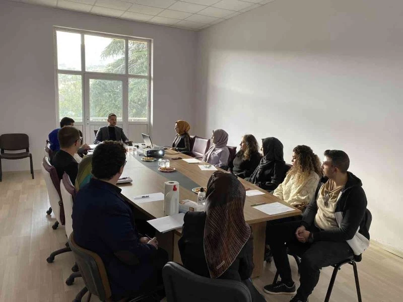 “Öğrencilerin kötü alışkanlıklardan korunmaları için hep birlikte çalışacağız”
