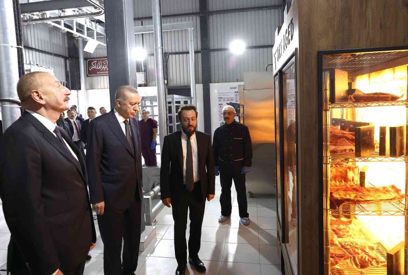 Cumhurbaşkanı Erdoğan ve Aliyev, Dost Agropark Akıllı Tarım Köyü Projesi’nin ilk etabının açılışı gerçekleştirdi
