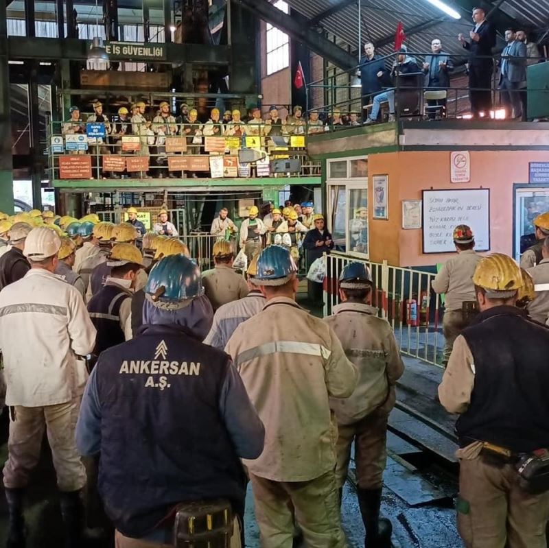 TTK Kozlu Müessesesi işçileri 41 maden şehidini andı
