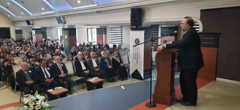 Kurt “Samimiyetle söylenen söz kulaktan gönle gider
