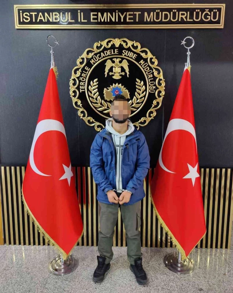 Yunanistan’ın terör kampı Lavrion’da silahlı eğitim alarak eylem için Türkiye’ye gönderilen bölücü terör örgütü PKK üyesi M.A.A. adlı terörist İstanbul’da yakalandı. Teröristin üzerinden PKK/KCK terör örgütü mensupları tarafından gizliliğe riayet etmek i