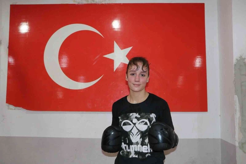 Hiç kaybetmedi, 18 yaşında dünya şampiyonu oldu
