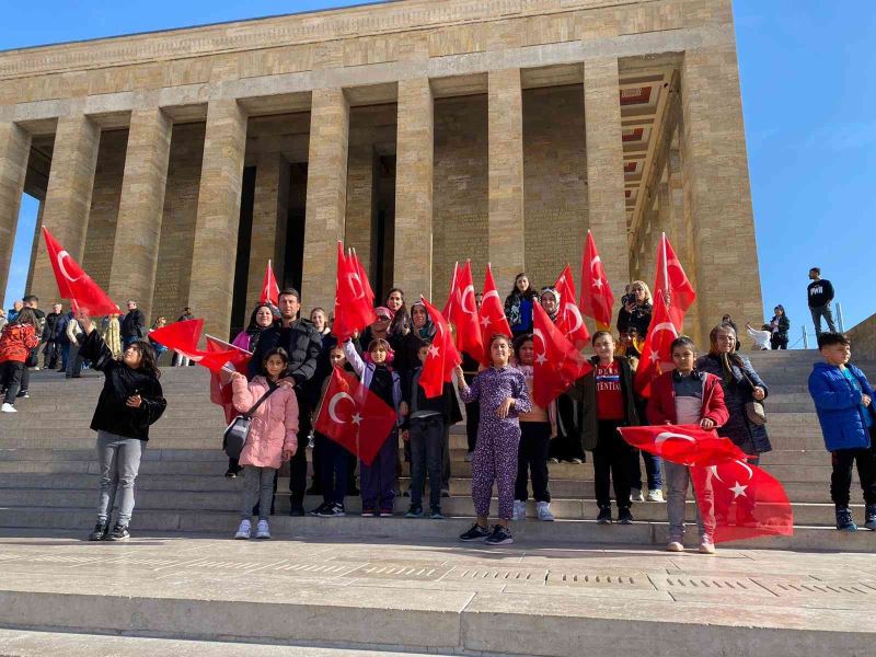 Çiftlikköy Belediyesi’nden öğrencilere Ankara gezisi
