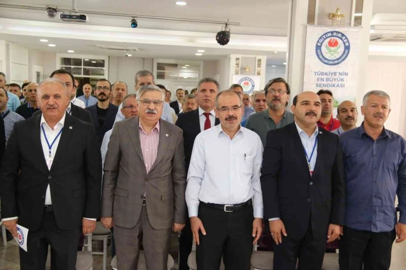 Eğitim Bir Sen’de Eyüp Bülent Miran güven tazeledi
