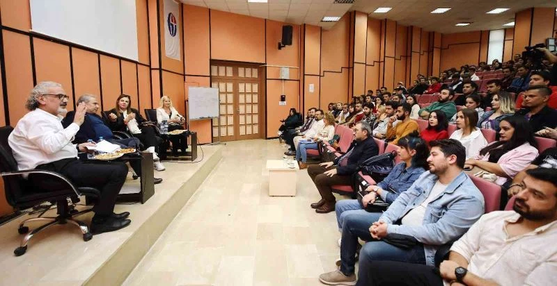 Ünlü yönetmen ve yapımcı GAÜN’de
