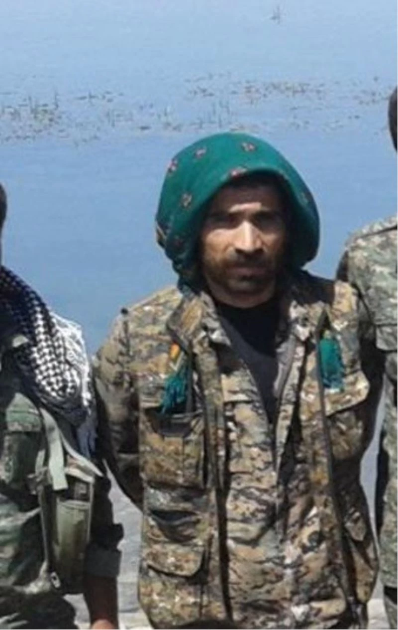 Milli İstihbarat Teşkilatı, Suriye’de gerçekleştirdiği özel bir operasyonla karargâhı Suriye/Şeddade’de bulunan Çavreş Tugayı Sabotaj Taburu Sorumlusu Amed Dorşin kod Eyyüp Yakut’u etkisiz hale getirdi.
